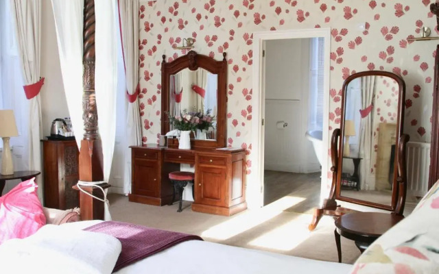 Haselbury Mill Hotel and Restaurant