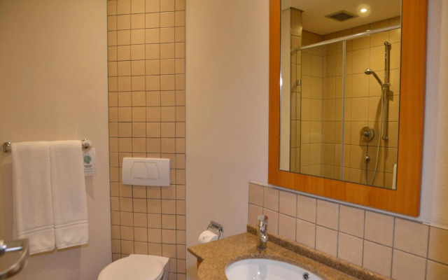 Road Lodge Sandton Grayston Drive