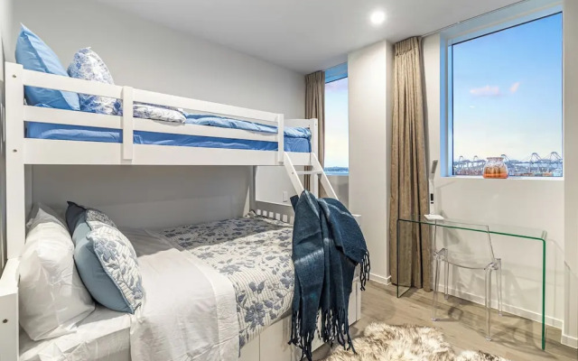 Modern 2BR Penthouse for Families by Zodiak Stays