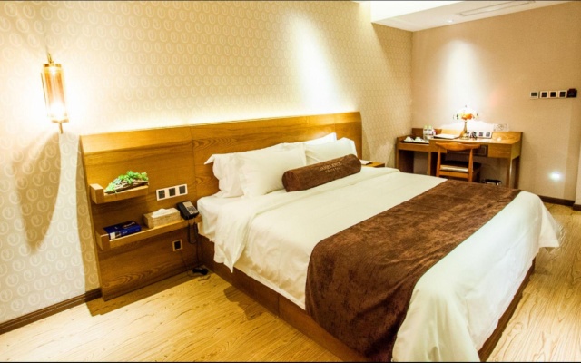 James Joyce Coffetel Yichang East Railway Station Central Bus Station – Guest Rooms – Yichang