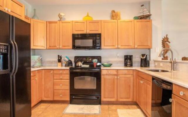 Harborview Grande 803