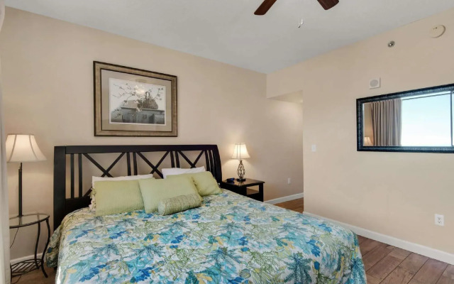 2116 Shores of Panama