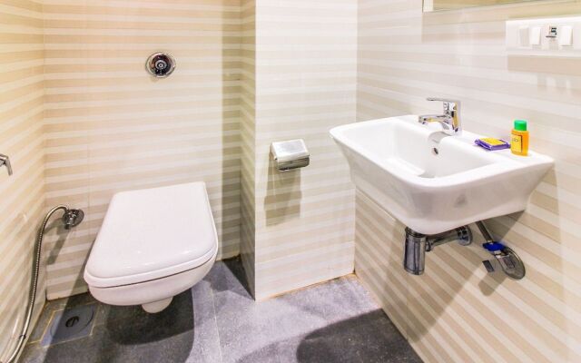 Fabhotel Prime Phoenix International