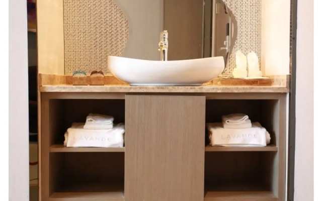 Lavande Hotel (Beijing Universal Resort, Jiukeshu Metro Station)