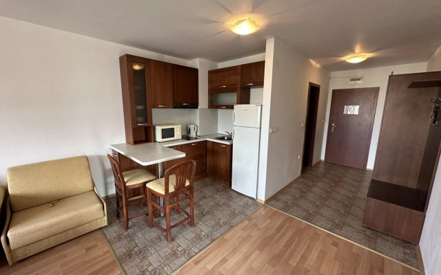 Spacious Mountain View Apartment