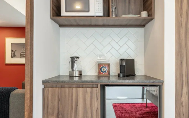 Casai Roma 1 BR City Suite