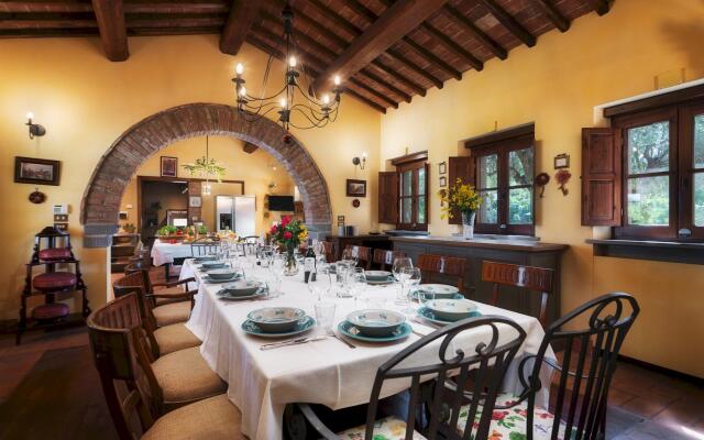 Casale Dei Girasoli 14