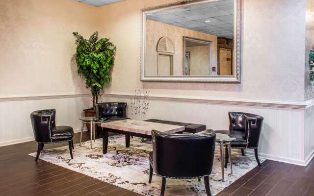 Clarion Hotel Philadelphia International Airport