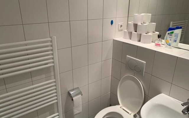 AB Apartment 127