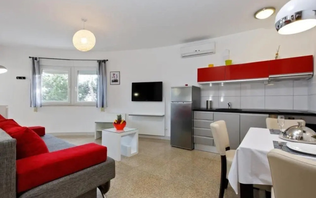 Comfy Beach Apartments With its own Balcony