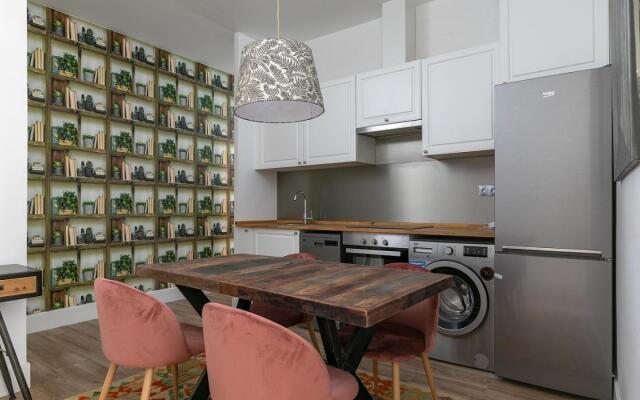 HOMEABOUT PREMIUM MALASAÑA Apartment