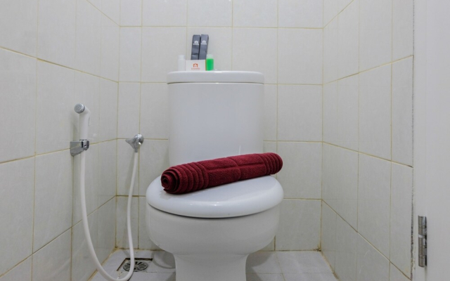 Simple Studio Room at Poris 88 Apartment