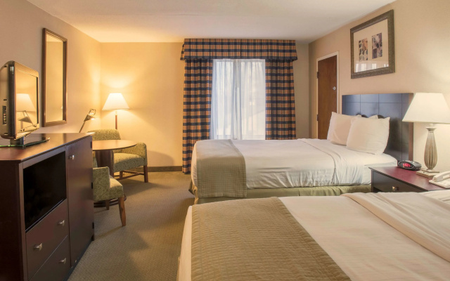 Spark by Hilton Hummelstown Hershey