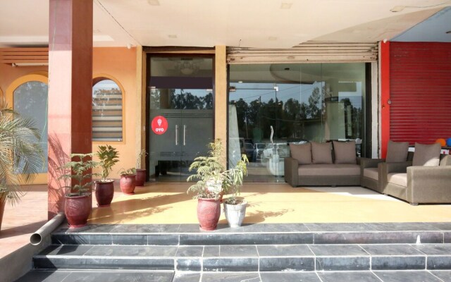 OYO 9986 Hotel Hashtag