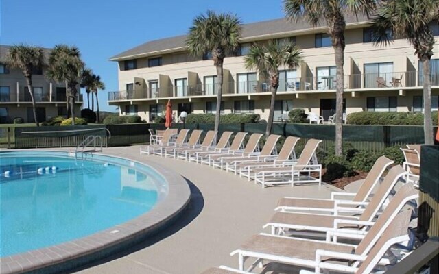 Summerhouse 228 2 Bedroom Condo by RedAwning