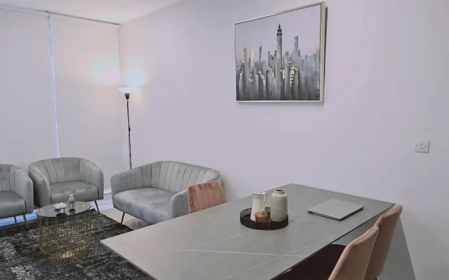104 NIC - 403 Stay Cosmo City Suite