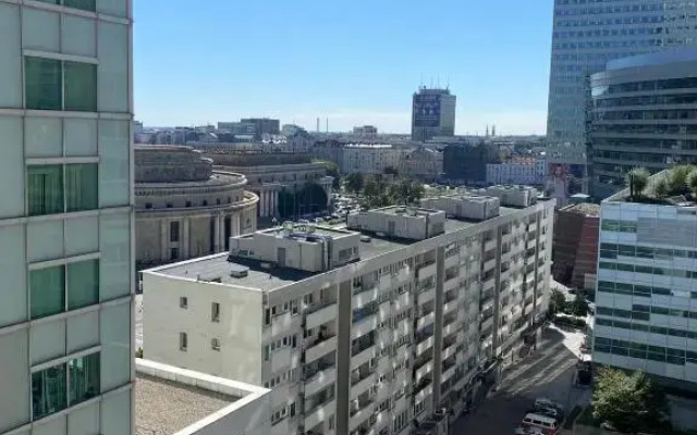 Rondo Onz Apartment