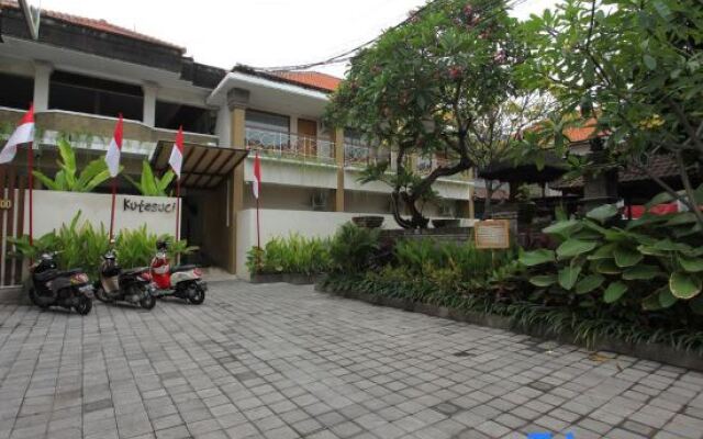 Kuta Suci Beach Hotel