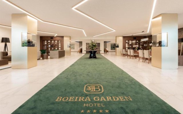 Boeira Garden Hotel Porto Gaia, Curio Collection by Hilton