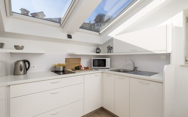 Beautiful Apartment House On The Seaside