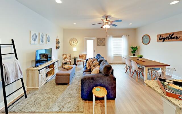 Shadow Lake - 3 Br Townhouse