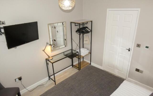 11B Castle Street Serviced Apartments