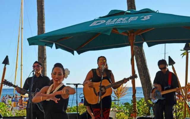 Waikiki Beach Tower #1904
