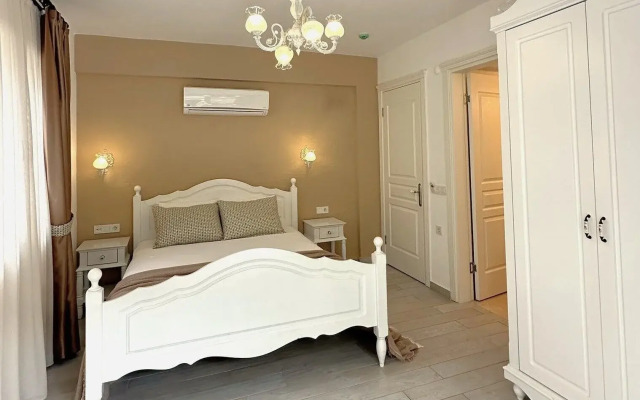 Selin Hotel