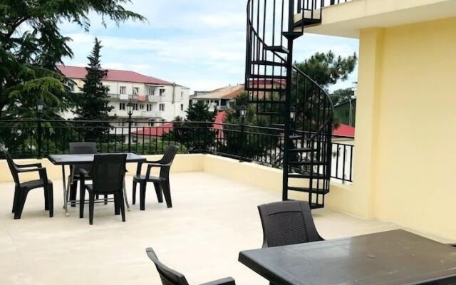Hotel Gurya