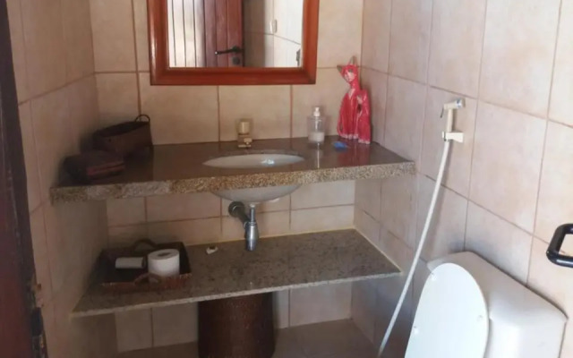 Mansão Macedo com Cozinheira