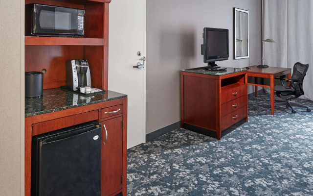 Hilton Garden Inn Lake Forest Mettawa