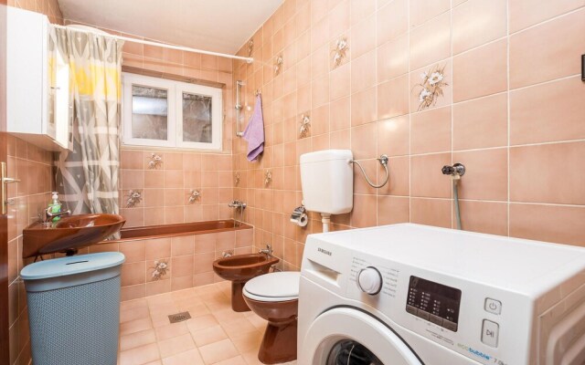 Beautiful Home in Senj With Wifi and 3 Bedrooms