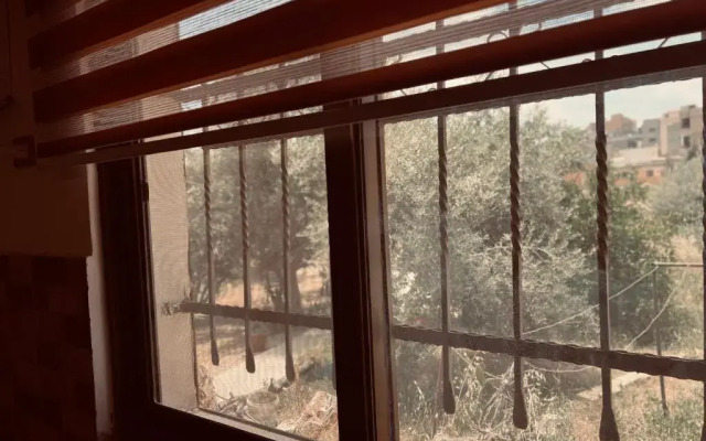 IBN Khaldoon Hostel