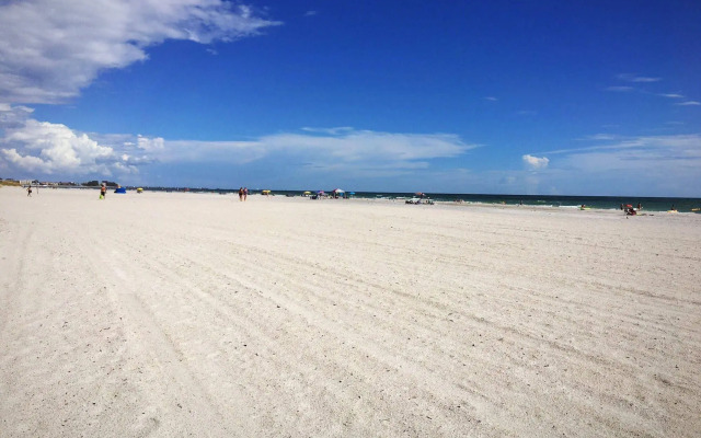 Beach House Cabanas