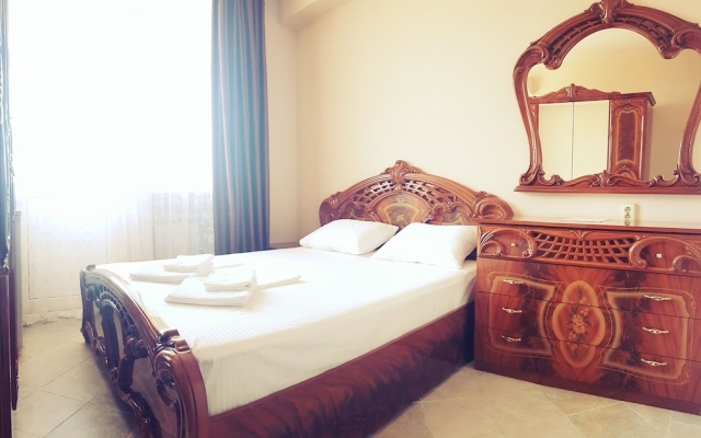 Paradise Hotel