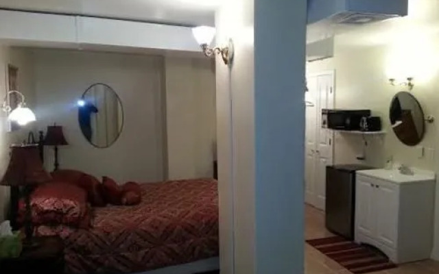 The Magnolia Mansion