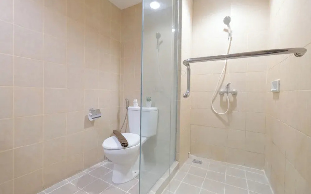 Cozy And Spacious 1Br Apartment At Marina Ancol