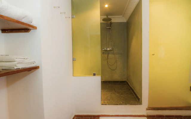 Hotel Blanco Riad