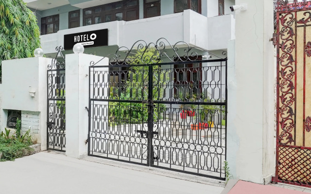 Hotel O Sector 21 Faridabad