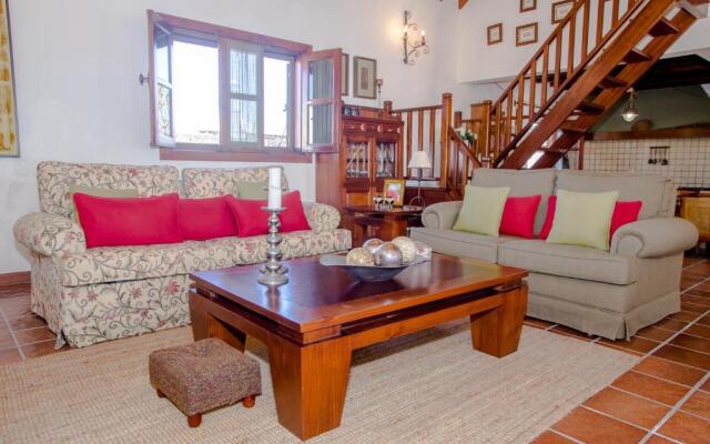 casa los veroles lanzarote