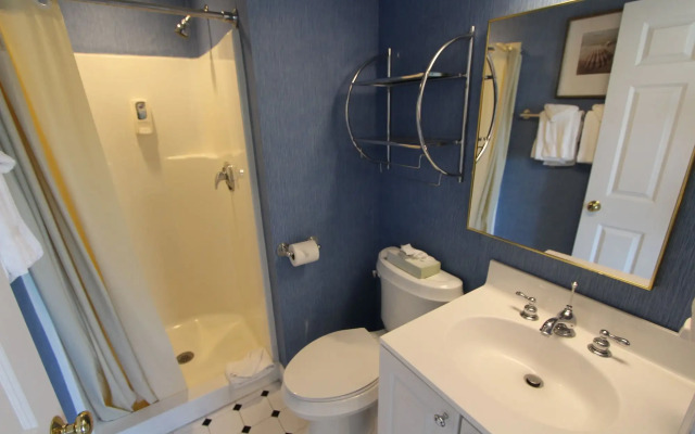 Edgewater Beach Resort, a VRI resort