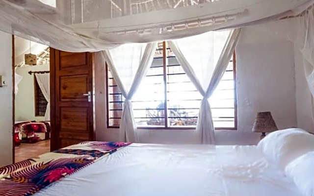 Capricorn Beach Cottages