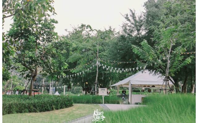 The Valley Khaoyai by Atkarut