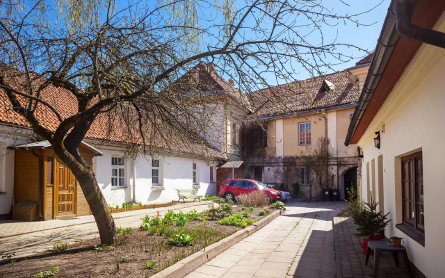 #stayhere - Historic Vilnius Old Town Chic Studio