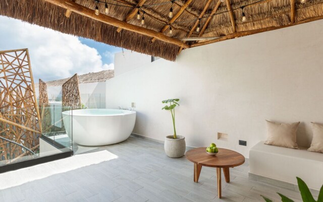 Jade Tulum Hotel
