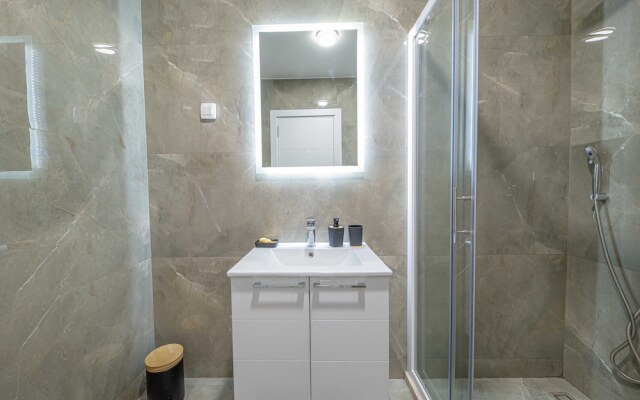 Night Pearl - Deluxe Apartment