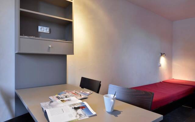 Residence Saintjacques Refurnished Divisible Studio for 4 People of 28 mÂ² on the Slopes Rs220