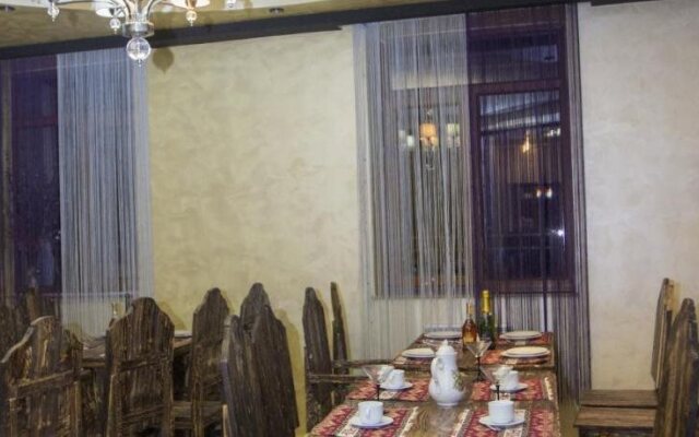 Planet Yerevan Hotel