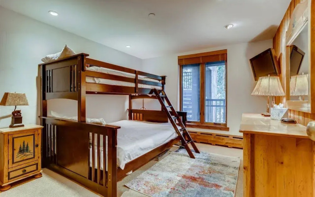 Village Center Condo 4J