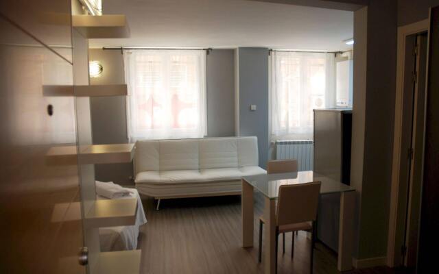 Apartamentos El Capricho de Madrid (Book and Rent S.L.)